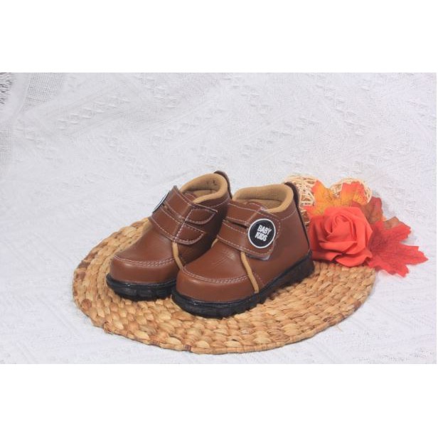 sepatu boots anak