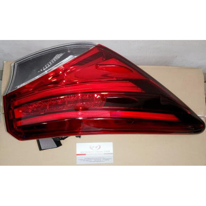 Stoplamp toyota fortuner VRZ Original
