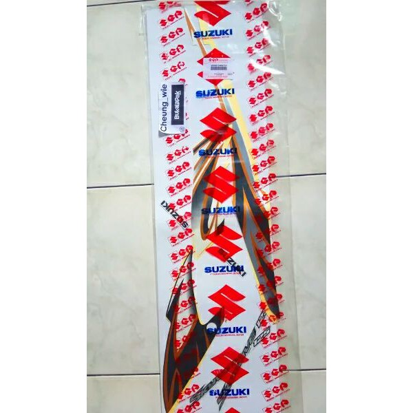 68000B13H40NYUH lis body stiker striping suzuki skywave 125 2010 hitam putih ori sgp