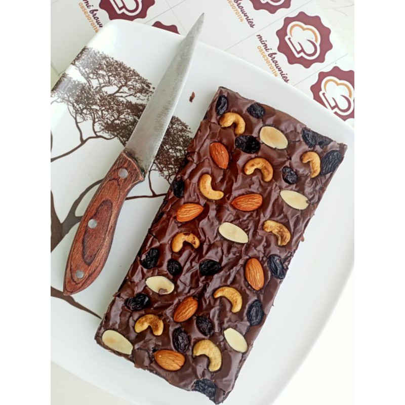 

BROWNIES PANGGANG MIX PEANUT / FUDGY BROWNIES MIX PEANUT