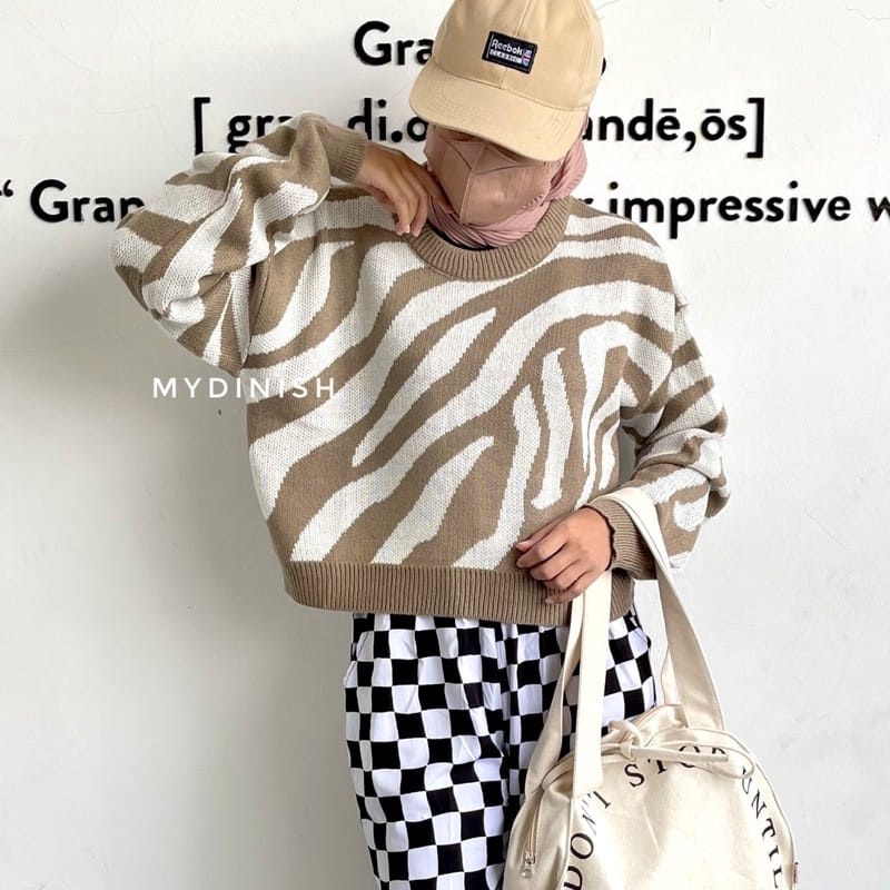 BEFAST - ZEC OOTD Wanita Sweater RARA / RJT Zebra Twister