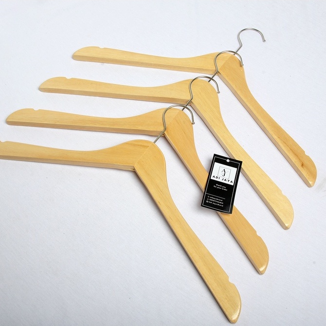 HANGER KAYU DEWASA 6 PCS