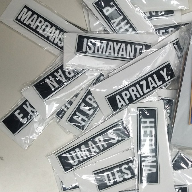 

RUBBER VELCRO NAME