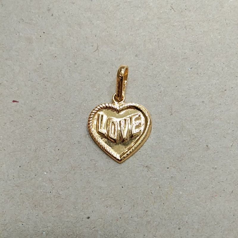 liontin love LOVE 1/2 gram emas muda