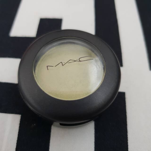 [PRELOVED] MAC EYESHADOW "JUXT"