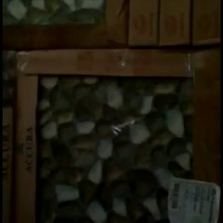  Keramik  motif batu 40x40  warna LAVA STONE SAND merk Accura  