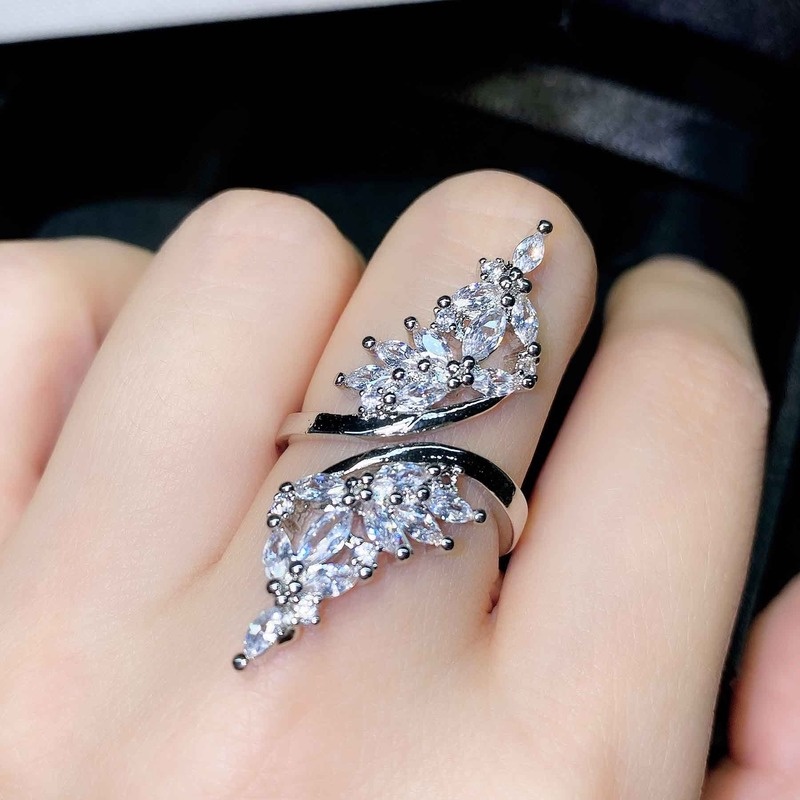 Personalized Three-Dimensional Geometric Open Hollow Zircon Wing Ring