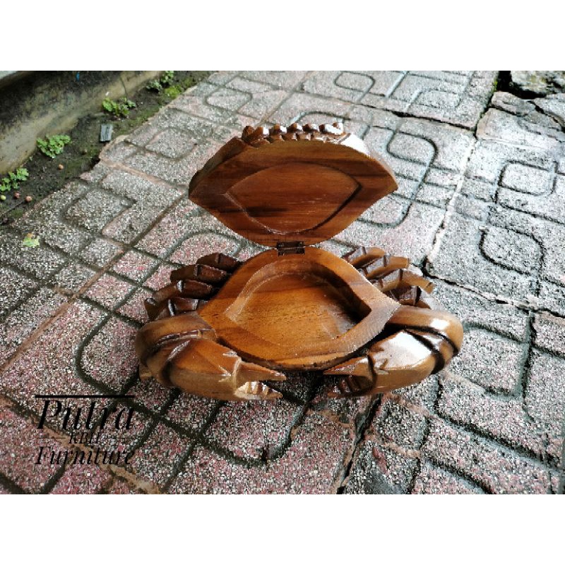 Asbak Kepiting kayu Jepara