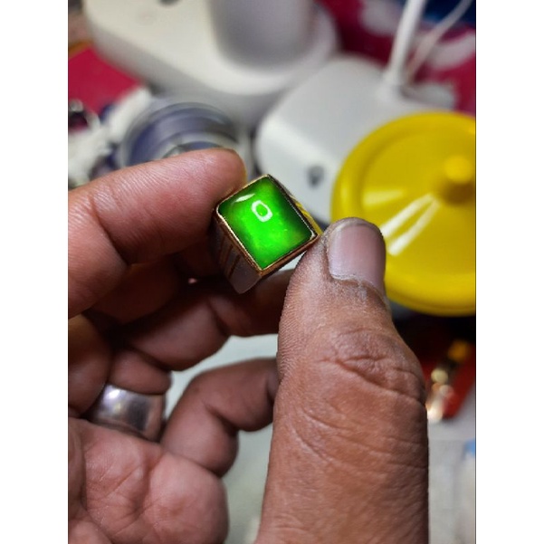 giok burma giok bergiwang batu permata