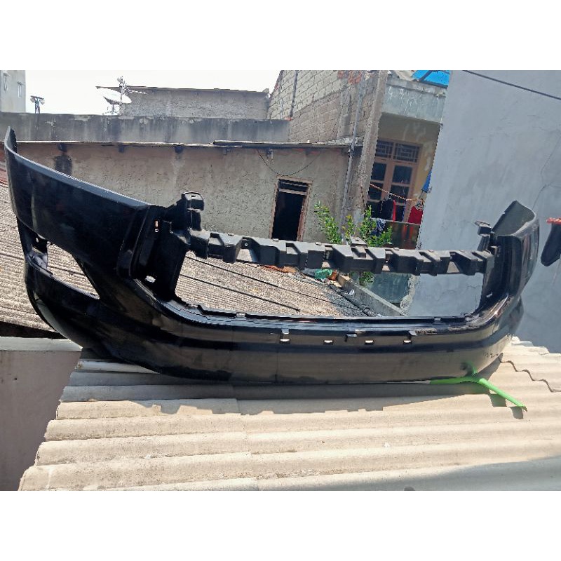 bemper Inova reborn depan