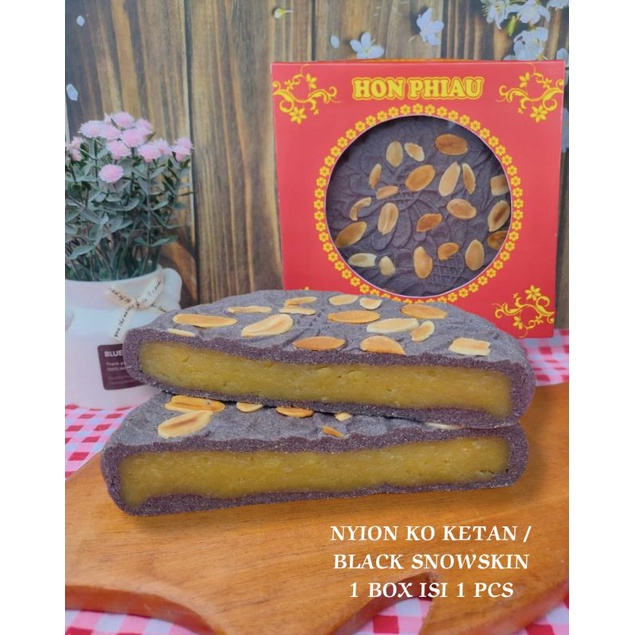 

NEW !! NYIONKO KETAN HITAM - SNOWSKIN BLACK KUE BULAN MOONCAKE MERK HON PHIAU