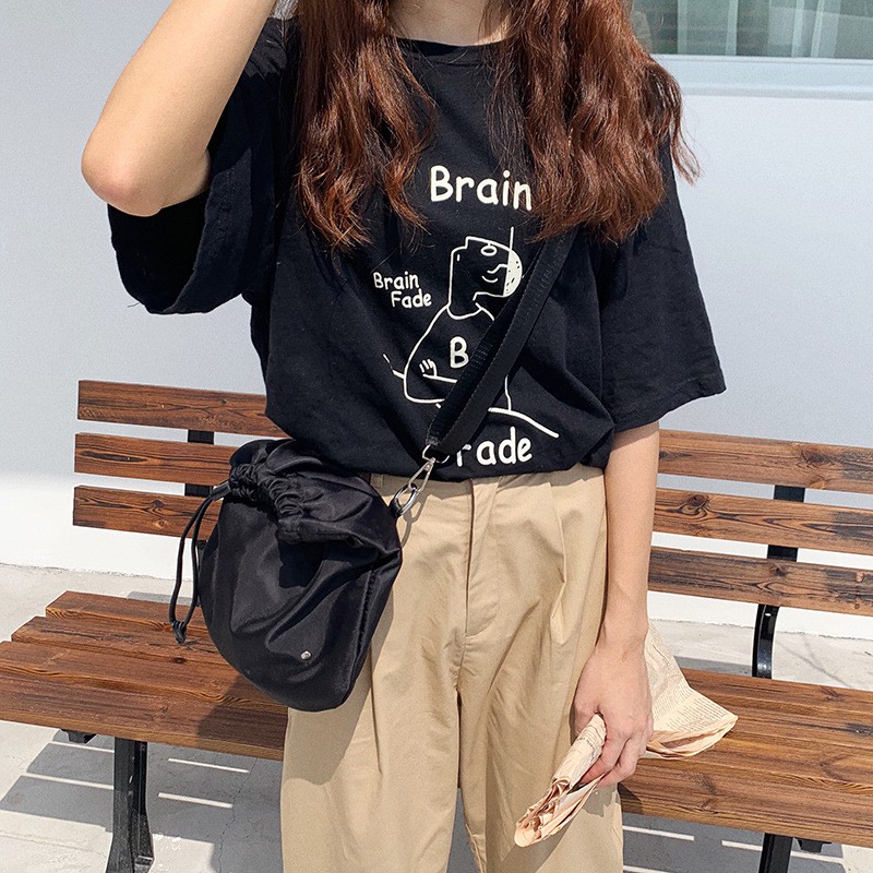 Tas Bahu / Selempang Bentuk Kotak Bahan Kulit PU Warna Hitam dengan Gesper Metal untuk Wanita