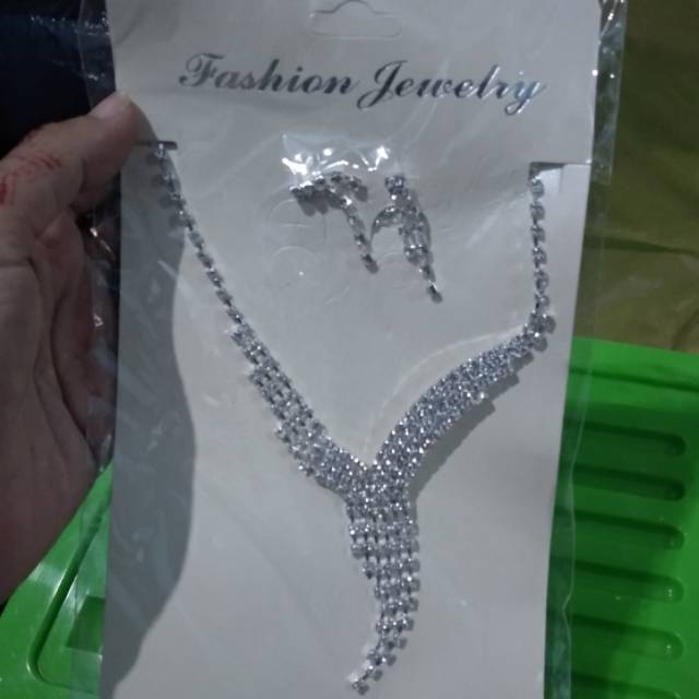 Perhiasan pengantin set kalung+anting