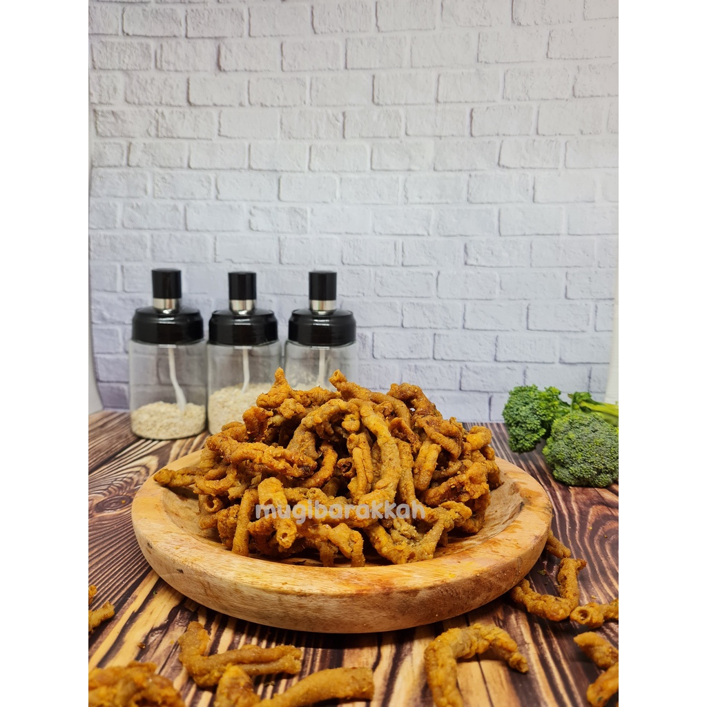 KRIPIK USUS KRISPI / USUS CRISPY / USUS PEDAS DAUN JERUK / KERIPIK USUS AYAM 100gram