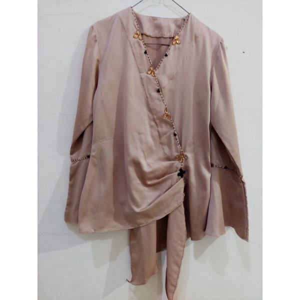 kebaya satin velvet blouse kondangan