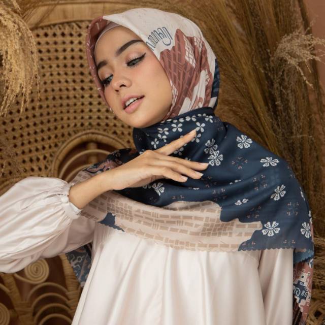 Iswara Scarf color Sadara by Wearing Klamby