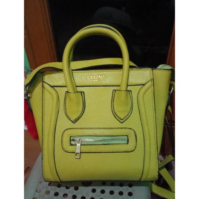 Preloved tas celine paris