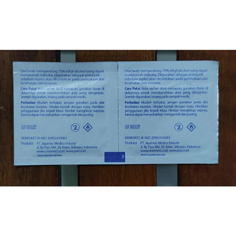 One Med Alkohol Swabs / Tisu Alkohol / 2 Sachet