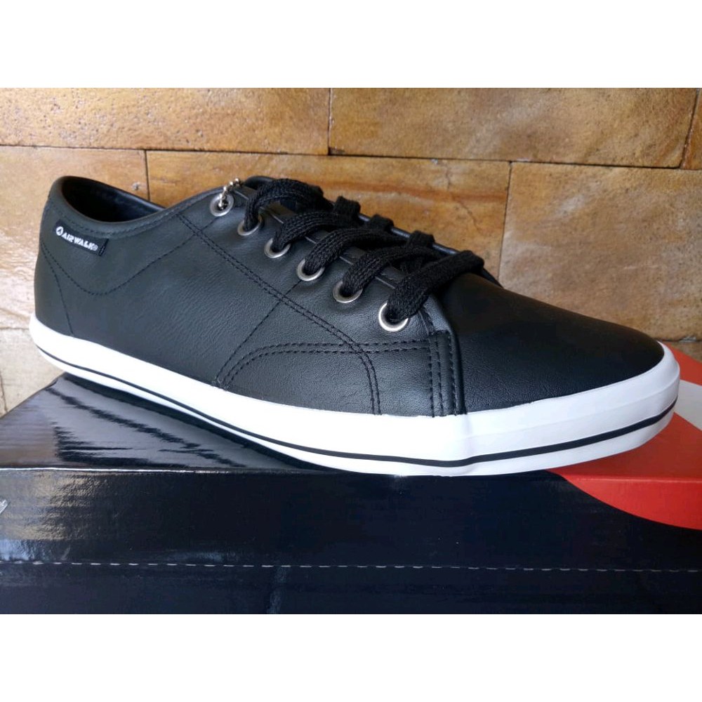 ORIGINAL AirWaLk DiAZA Black SEPATU PRIA