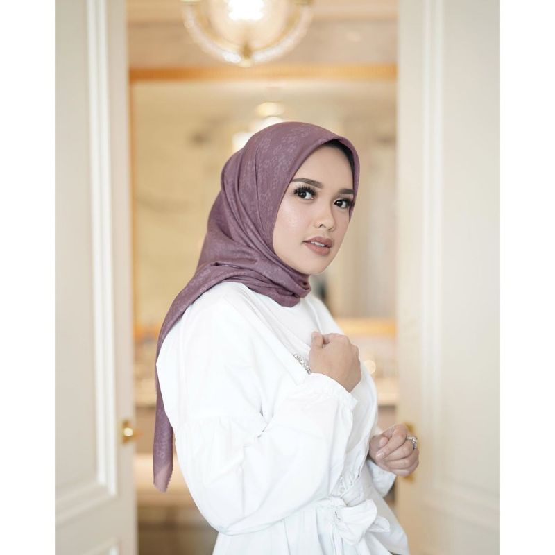 Buttonscarves Monogram Scramble Mauve