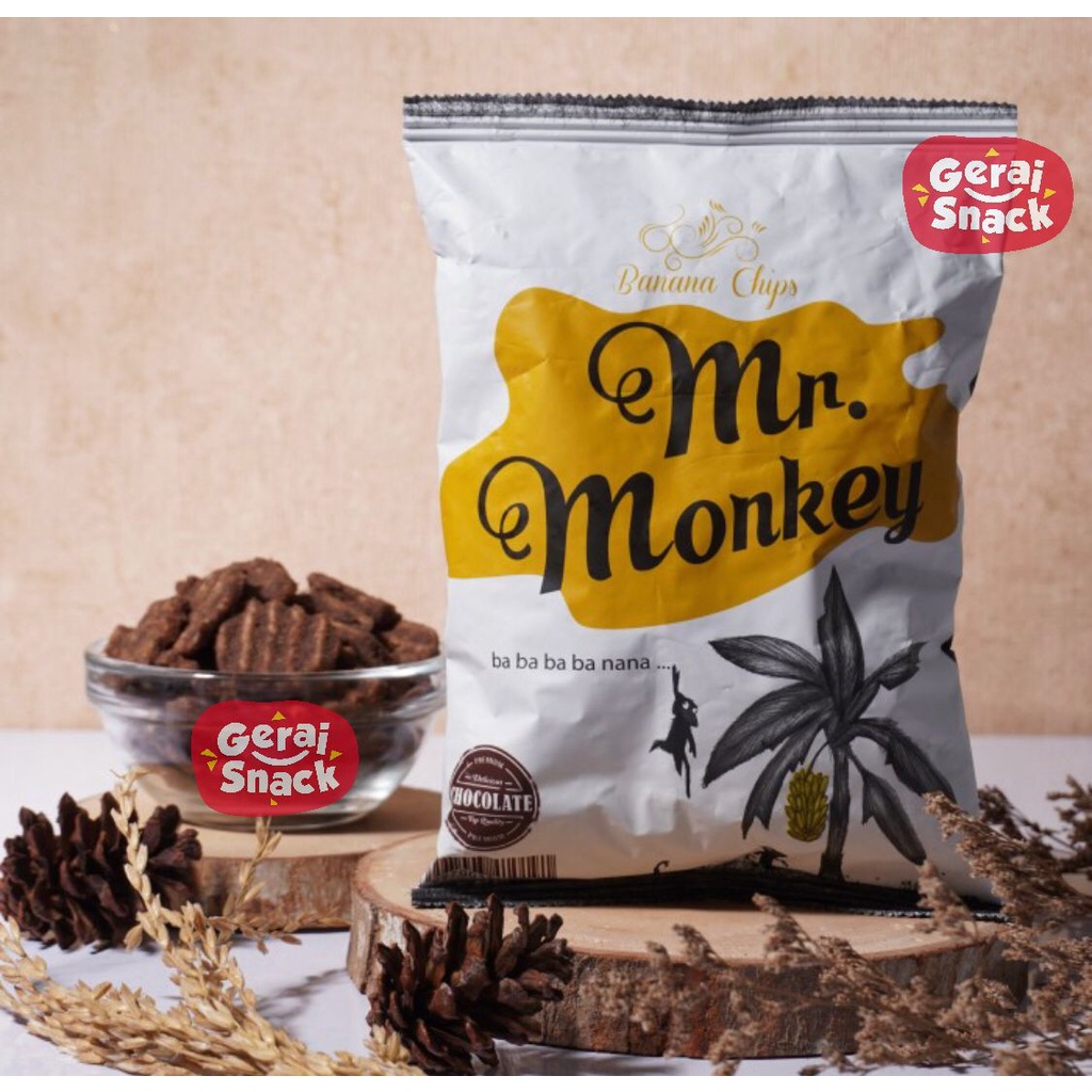 

Mr Monkey Keripik Pisang Kepok Khas Lampung Taburan Bumbu Tebal Renyah 140 g