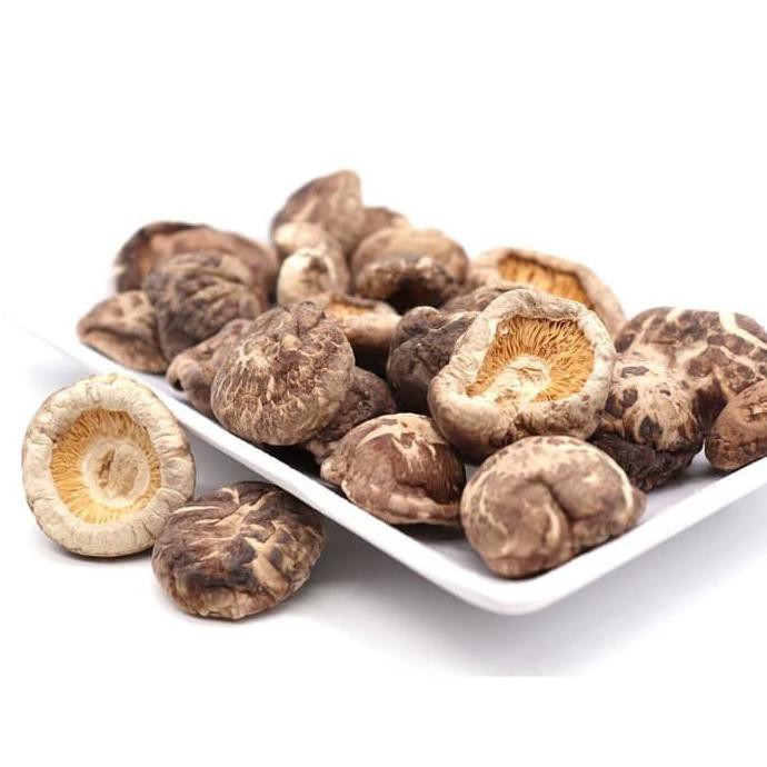 

Big Sale Jamur Hioko Shitake Dried mushroom Jamur Hioko Kaki Kecil 100g Big Sale