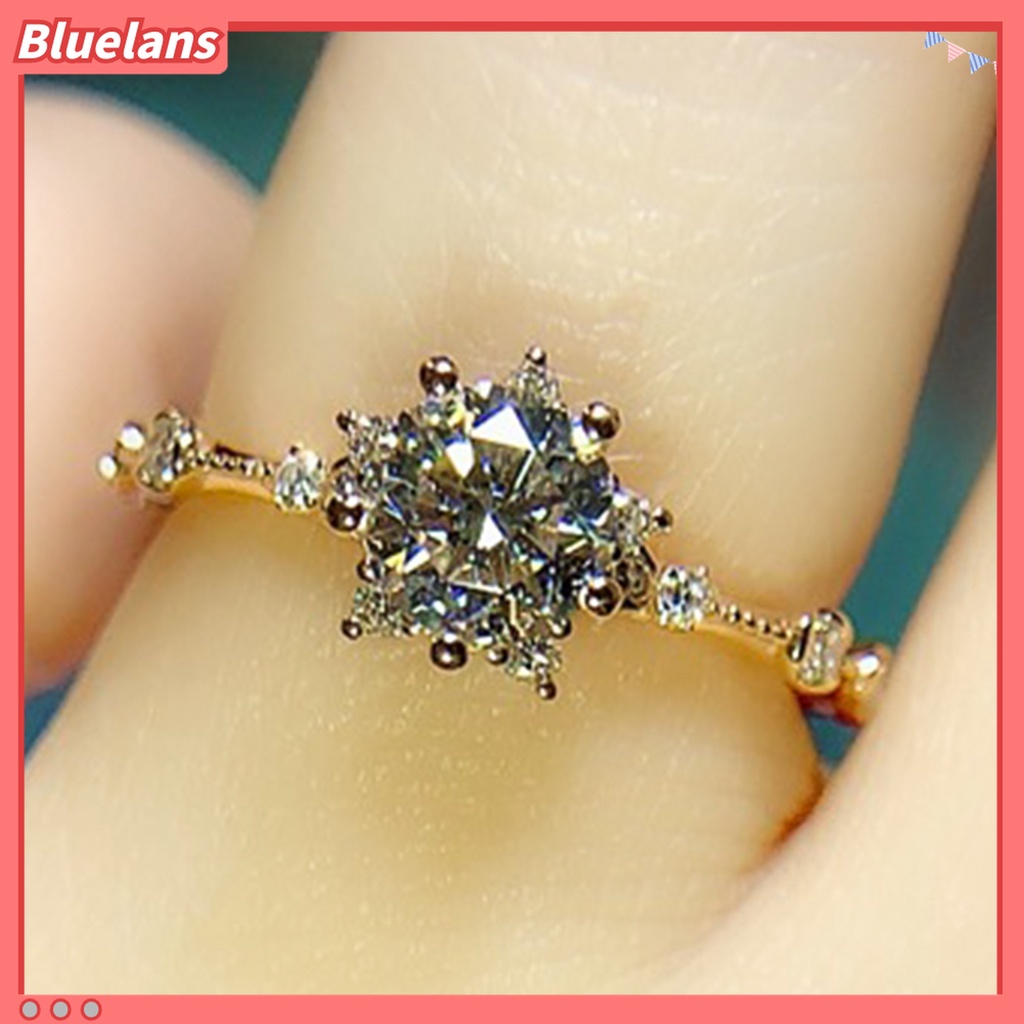 Cincin Model Open end Bentuk Snowflake Bahan Zircon Gaya Retro Untuk Wanita