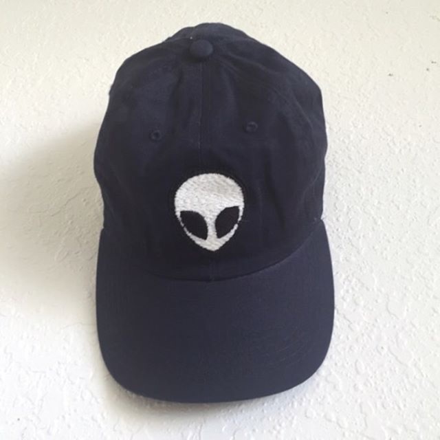 Topi alien