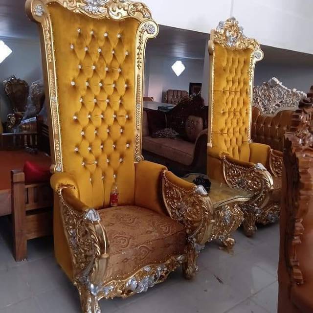 Set Kursi Raja Raffi Ahmad, Kursi Tamu Belagio Emas