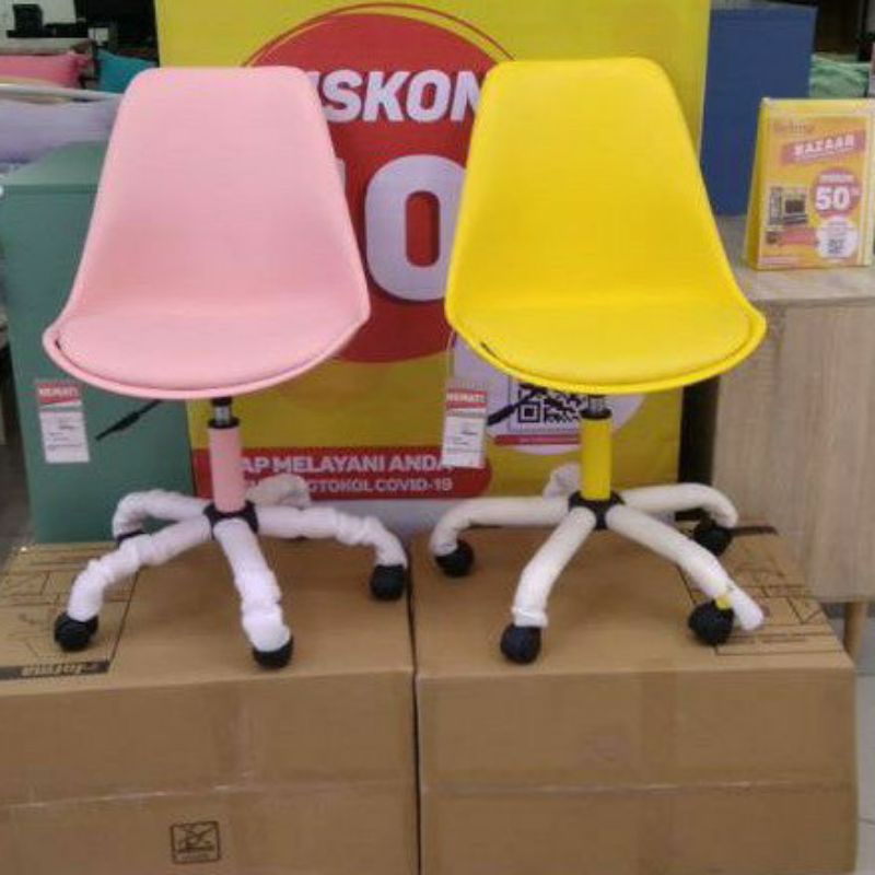 KURSI KANTOR MACAROONSBrand Informa