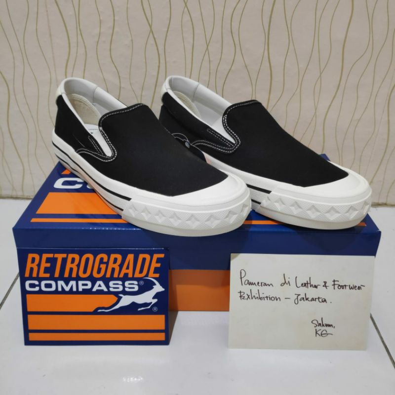 Compass Retrograde Slip On Bw 40