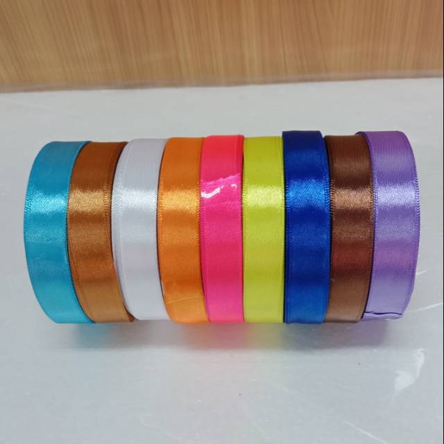 

Pita Gulung Satin / Pita Gulung