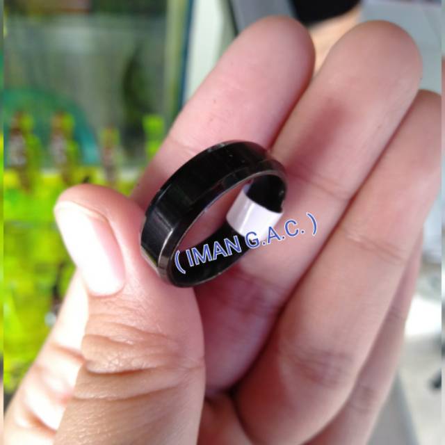 Cincin stainlistell hitam/cincin hitam peria dan wnita