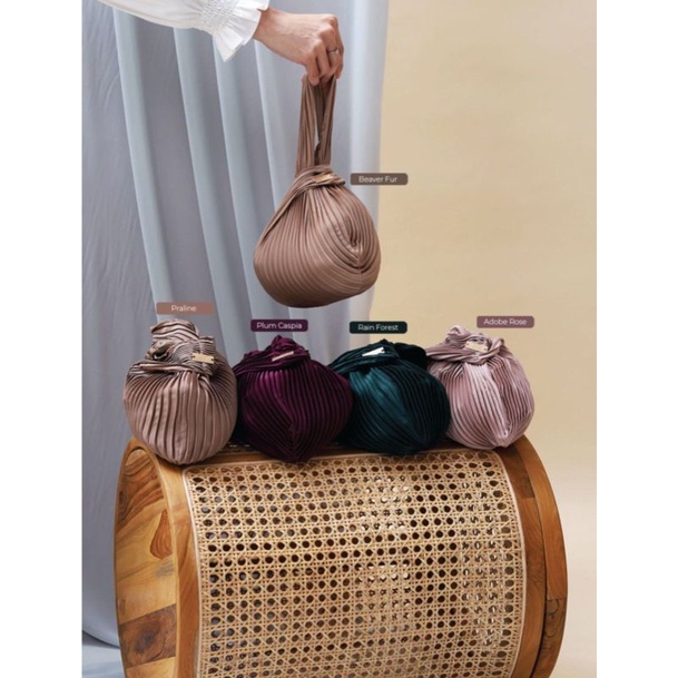 OPEN JASTIP Mukena Mollis Tulip HLZB ( Zerina Banu )