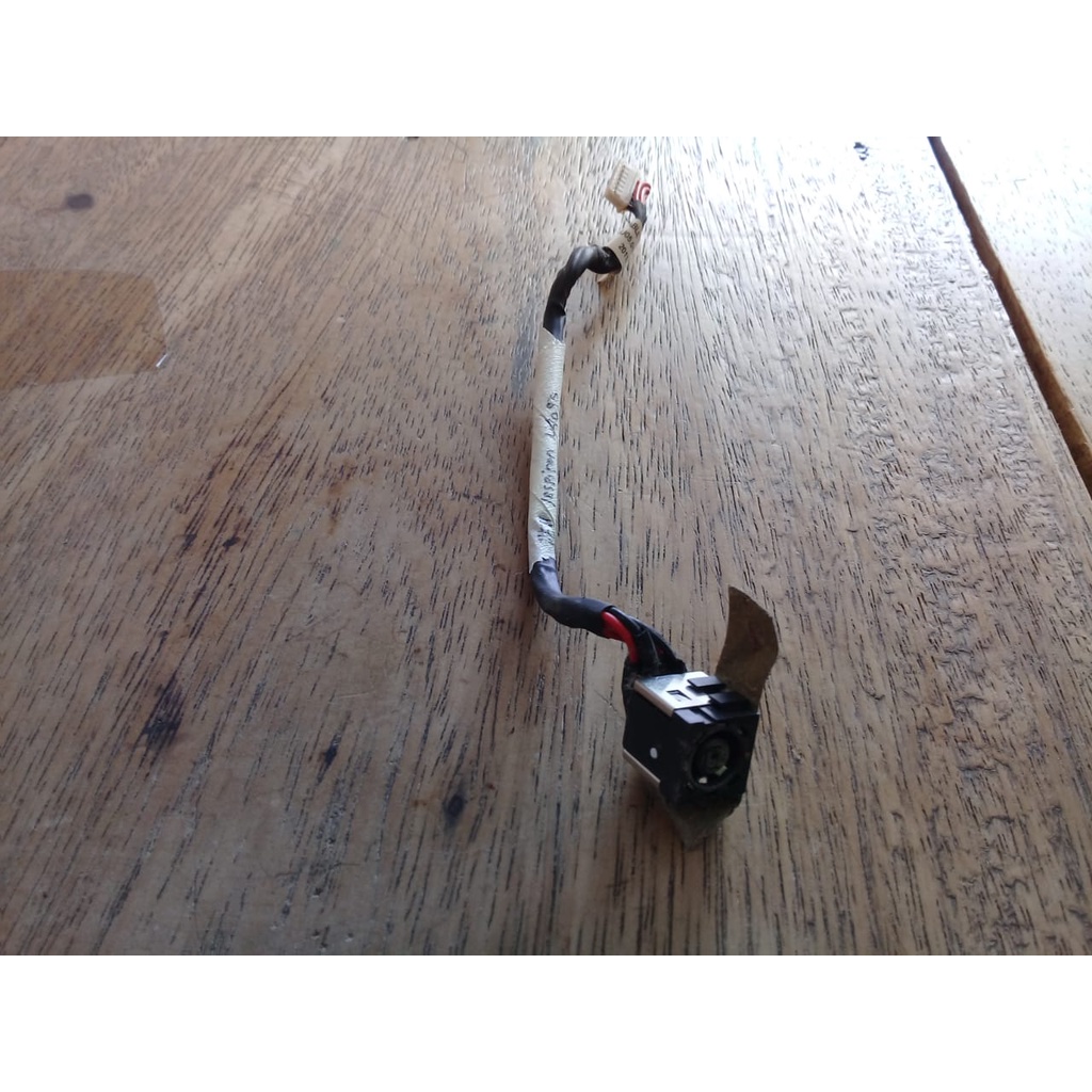 Power DC internal laptop Dell Inspiron N4050 Ori Second Copotan