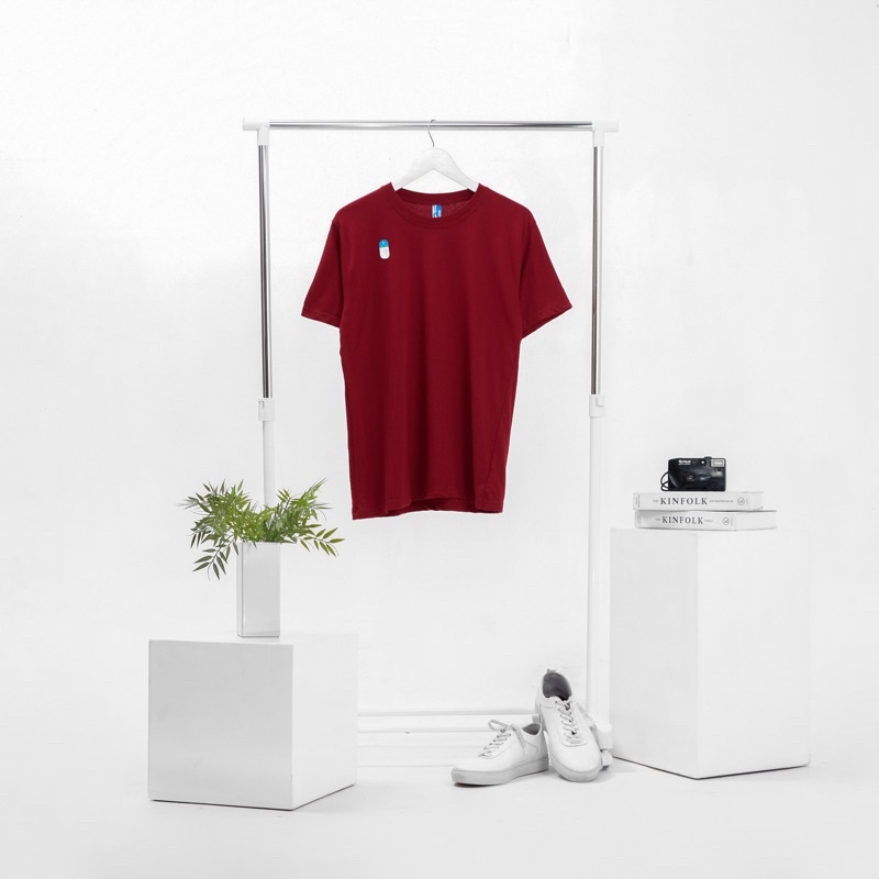 KAOS POLOS COMBED 30S LENGAN PENDEK PRIA DAN WANITA 100% COTTON ORIGINAL cocok untuk sablon-30s MERAH MAROON