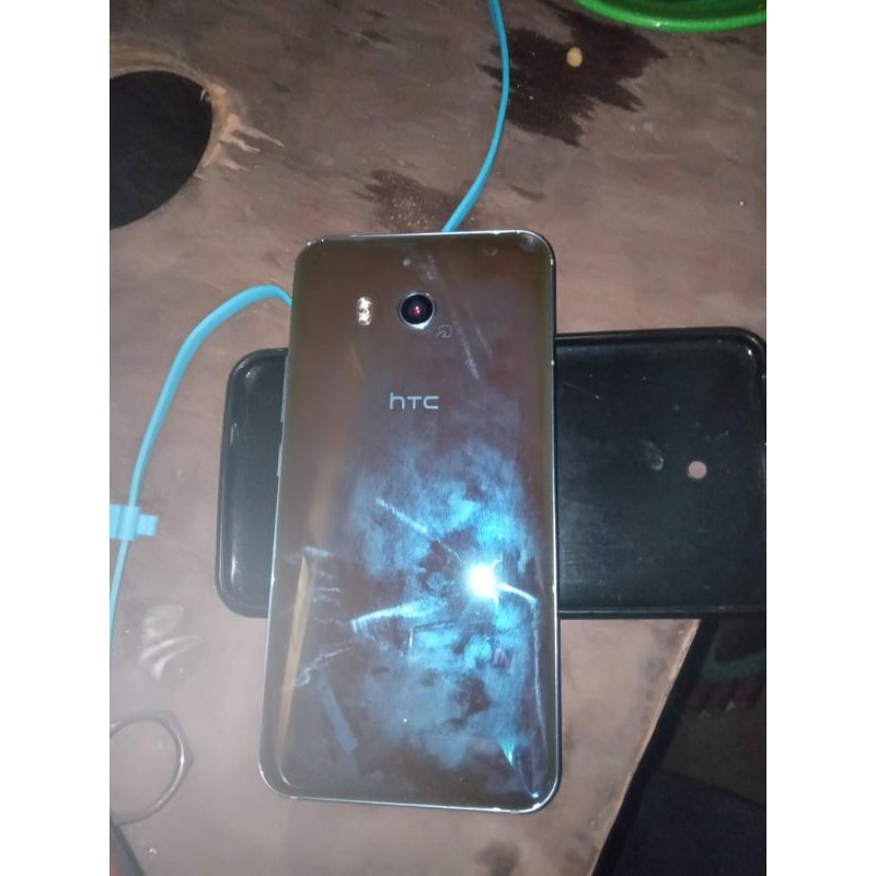 hp HTC u11 saftbank