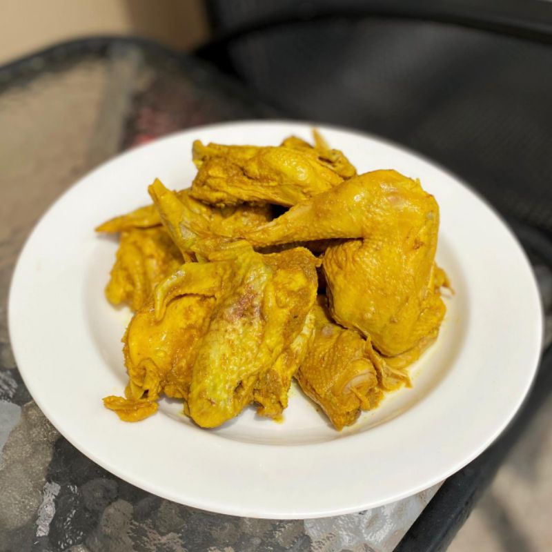 

Ayam kuning siap goreng ukuran 800 gram