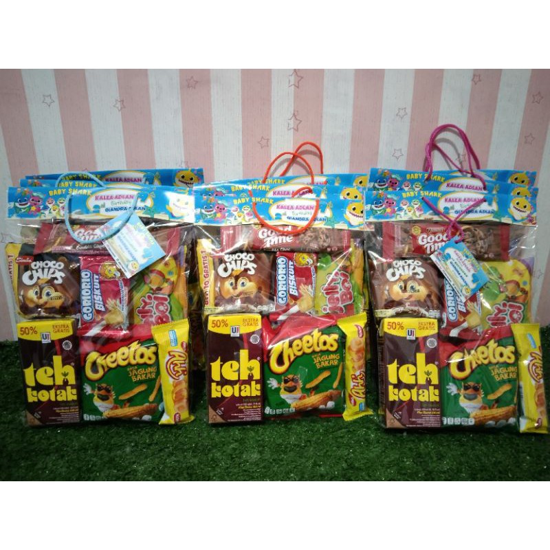 Goodiesnack Ultah / Paket Ulang tahun / Bingkisan snack ultah murah / Snack surabaya hampers