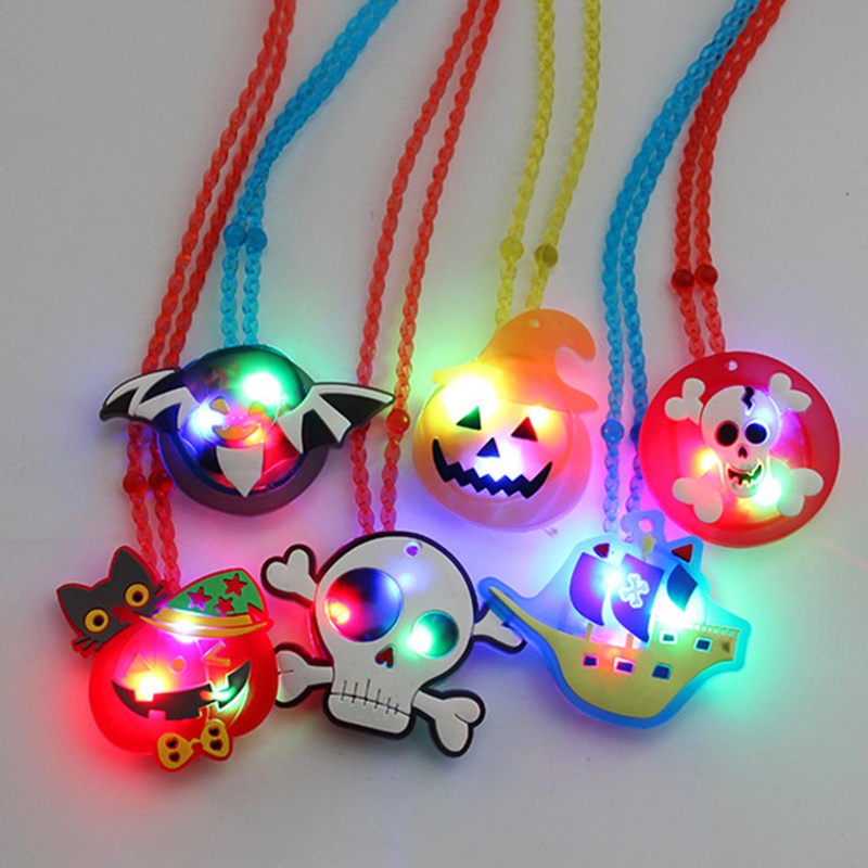 Zzz Kalung Liontin Lampu LED Glow in the Dark Untuk Anak