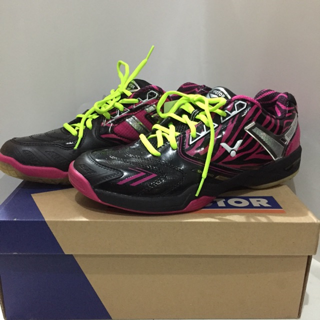 Sepatu badminton victor ori