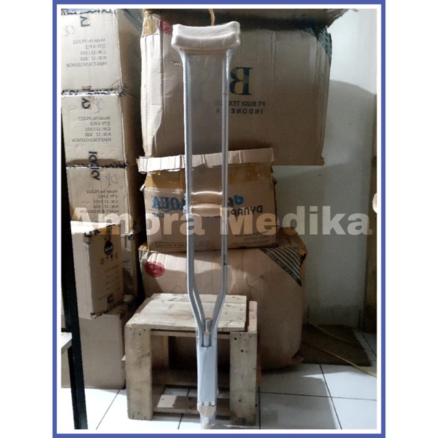 TONGKAT KETIAK / TONGKAT PATAH KAKI PATAH TULANG UKURAN S /M /L