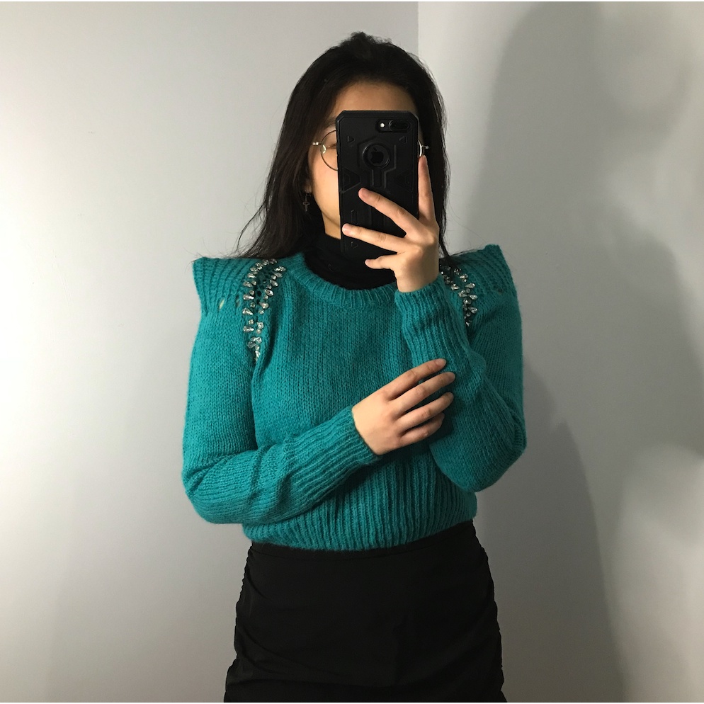 Sweater Model Pakaian Atasan Wanita Motif Polos Baju Knit Knitwear Fuzzy Bulu Premium