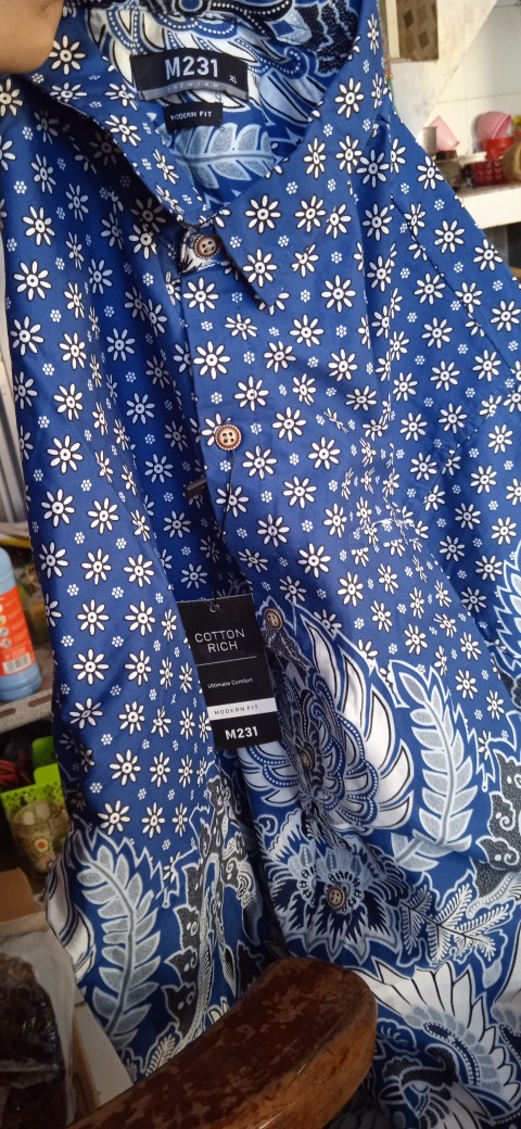M231 Kemeja Pria Batik Panjang Biru 1742