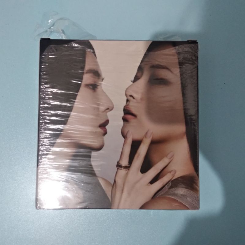 irene-seulgi i&s monster album top note ver irene yellow kuning rebahan photocard pc