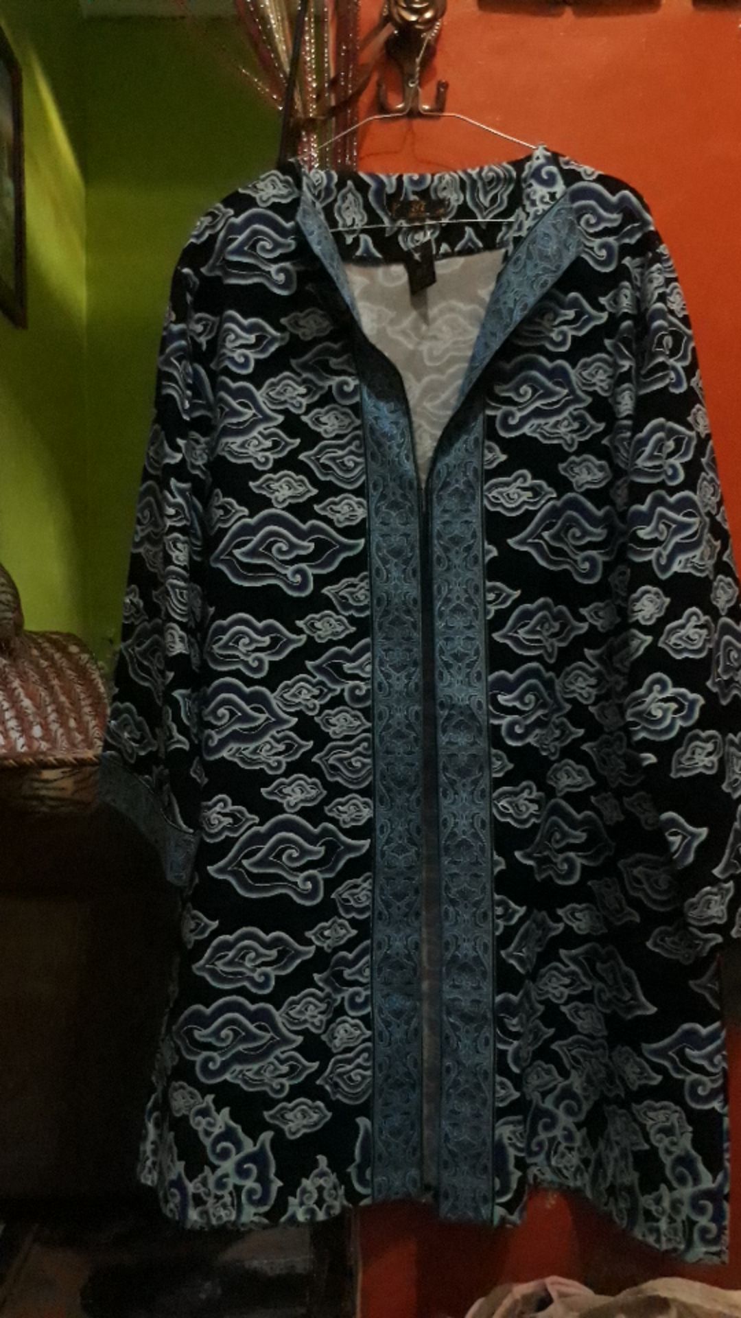 Batik Trusmi Outer Batik Wanita Balian Encim Mega Mendung