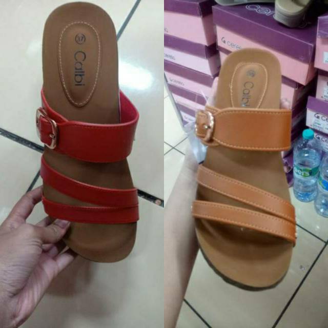 sz 36-40 wedges sandal gesper cantik merk Calbi
