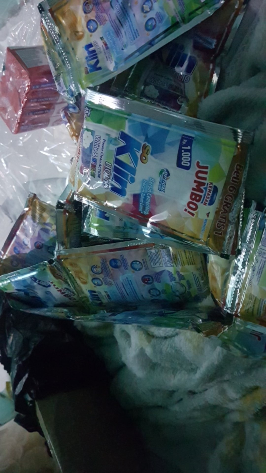 So Klin Liquid 45 Ml White & Bright Kemasan Jumbo - Renceng Isi 14 Sachet