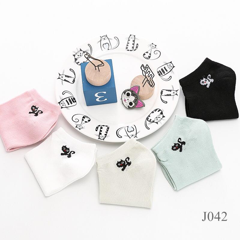 KAOS KAKI MOTIF  BLACK CAT J042