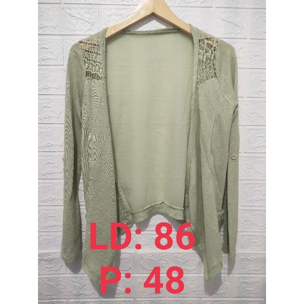 Thrift Cardigan Rajut dan Atasan Wanita (Preloved) (008)-11